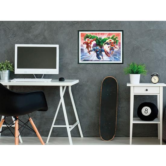 Clementoni Avengers Puzzle lumineux 104 pièces Clementoni Avengers Puzzle lumineux 104 pièces