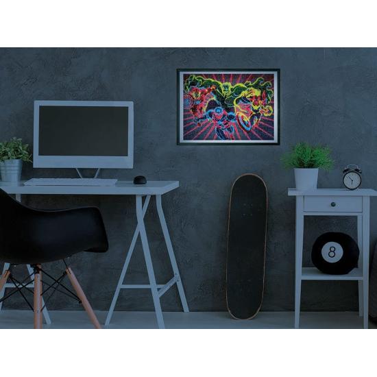 Clementoni Avengers Puzzle lumineux 104 pièces Clementoni Avengers Puzzle lumineux 104 pièces